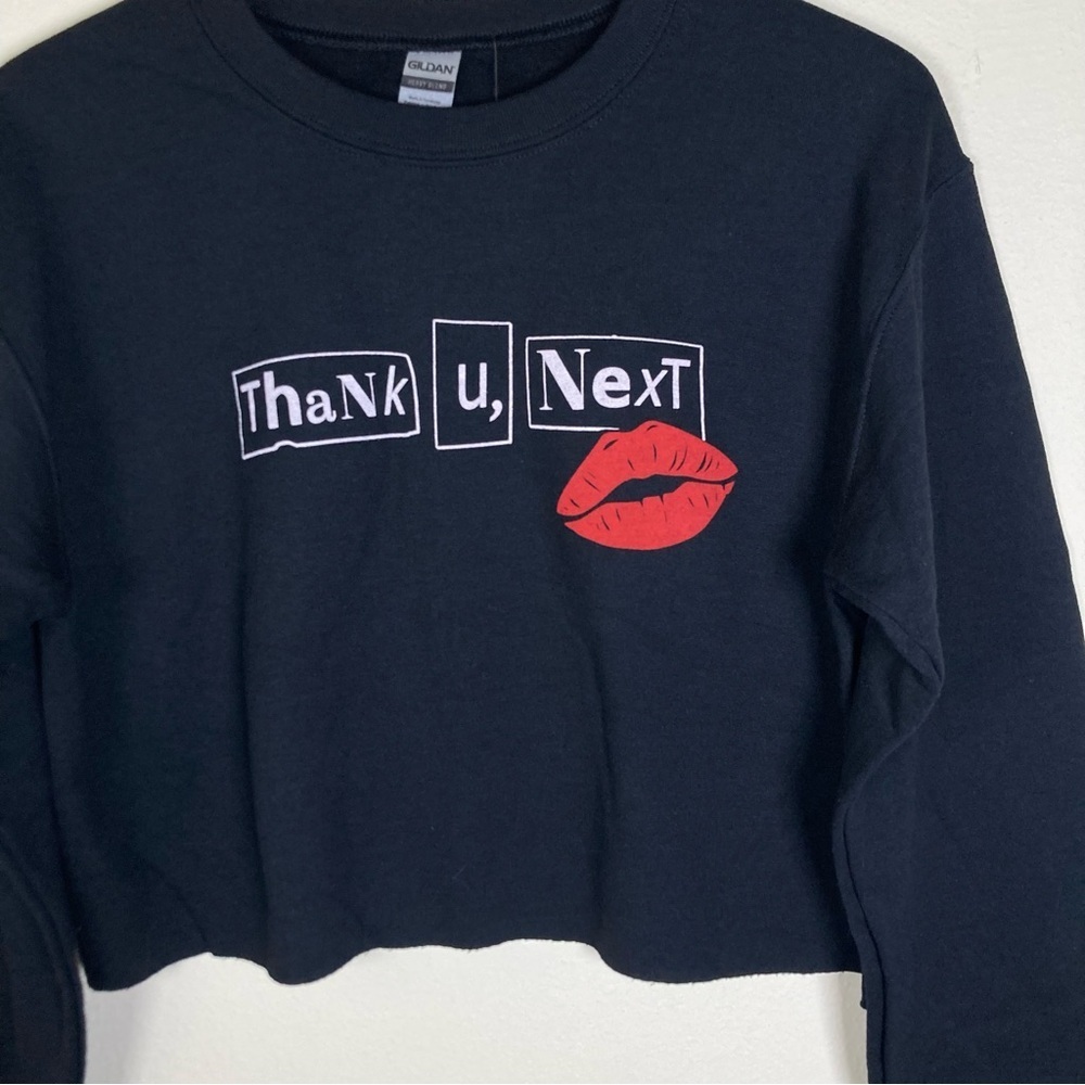 Thank U Next Cropped Sweatshirt Black Lips Graphic Y2K Ariana Style Size S - Picture 2 of 5